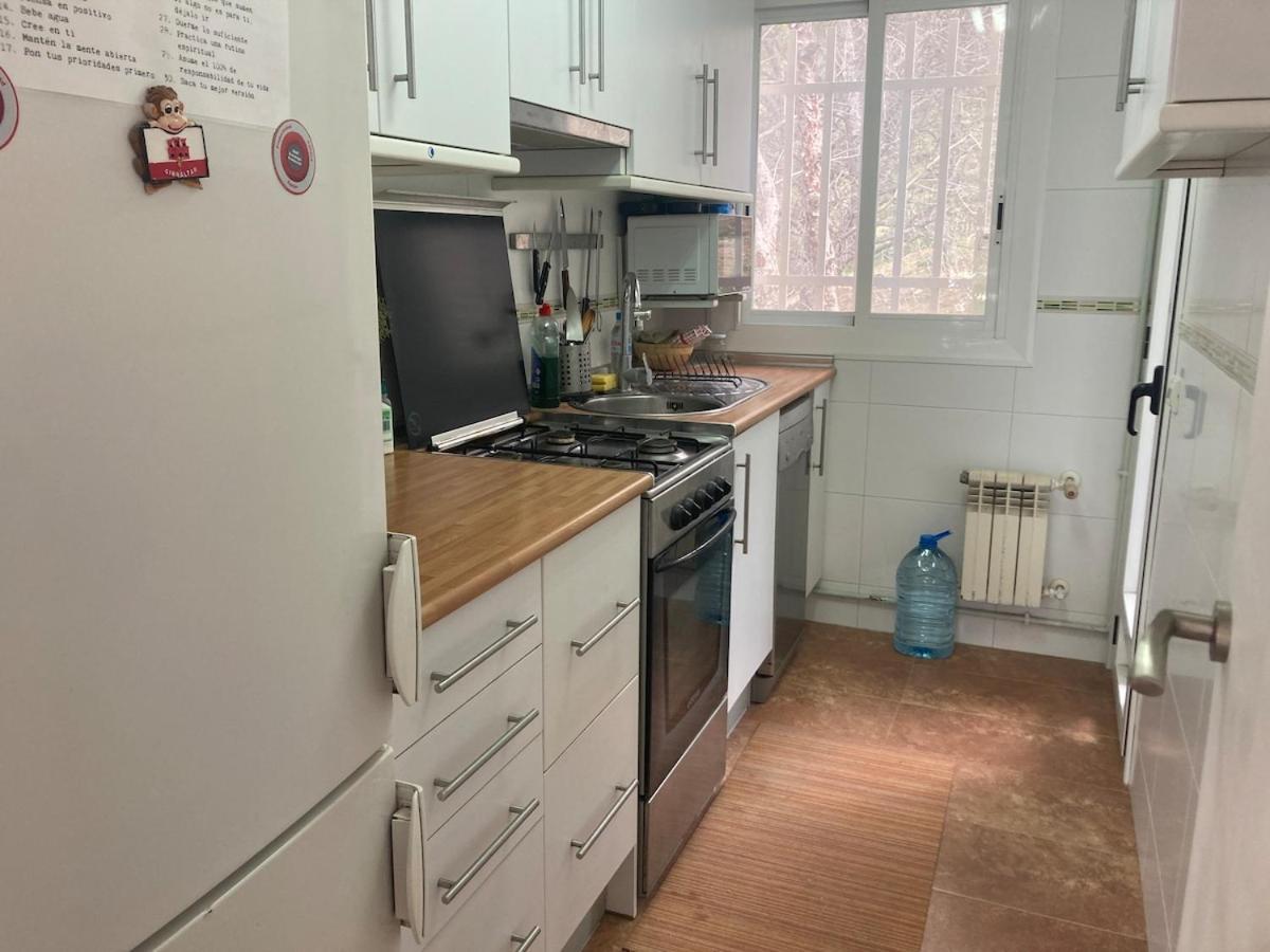 Apartamento Con Vistas Al Mar Castelldefels Bagian luar foto