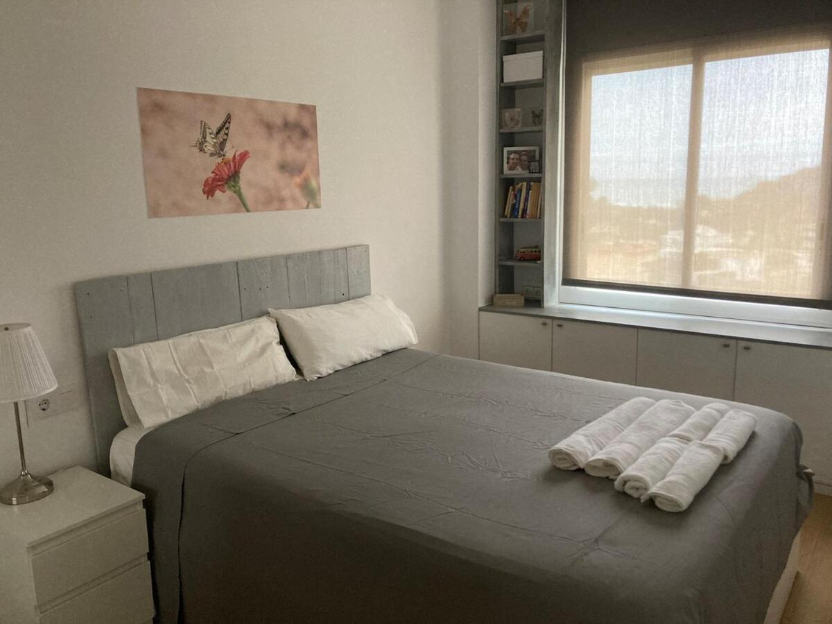 Apartamento Con Vistas Al Mar Castelldefels Bagian luar foto