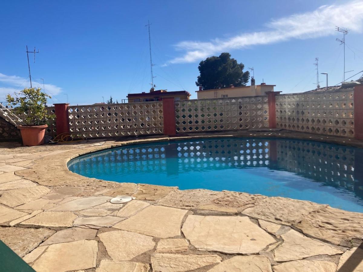 Apartamento Con Vistas Al Mar Castelldefels Bagian luar foto